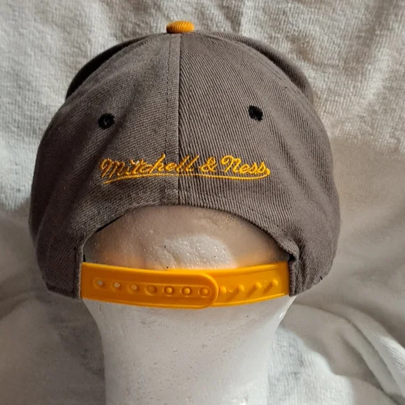 Los Angeles Lakers Hat (Hat1) - Picture 4 of 4